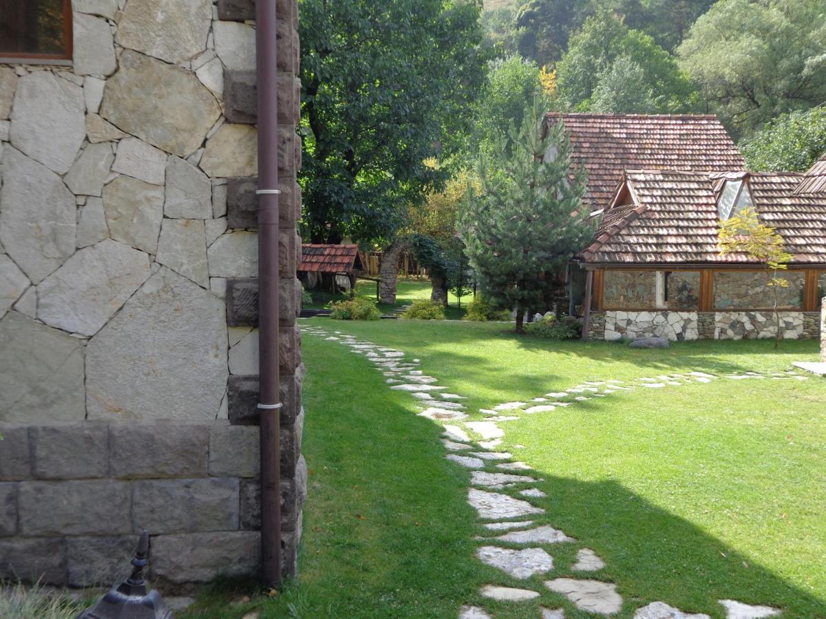 Bed and Breakfast Eco Garden Dilijan Exterior foto